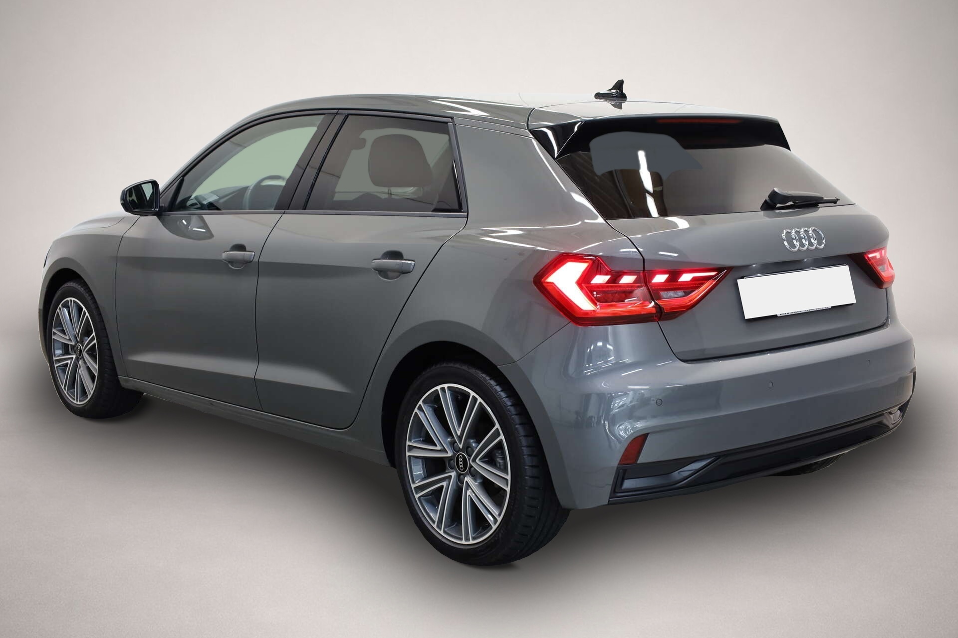 Audi A1 (09/2025, Benzin)