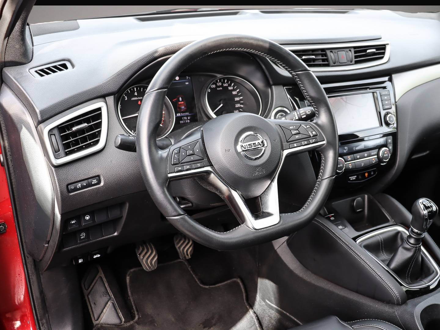 Nissan Qashqai (11/2019, Benzin)