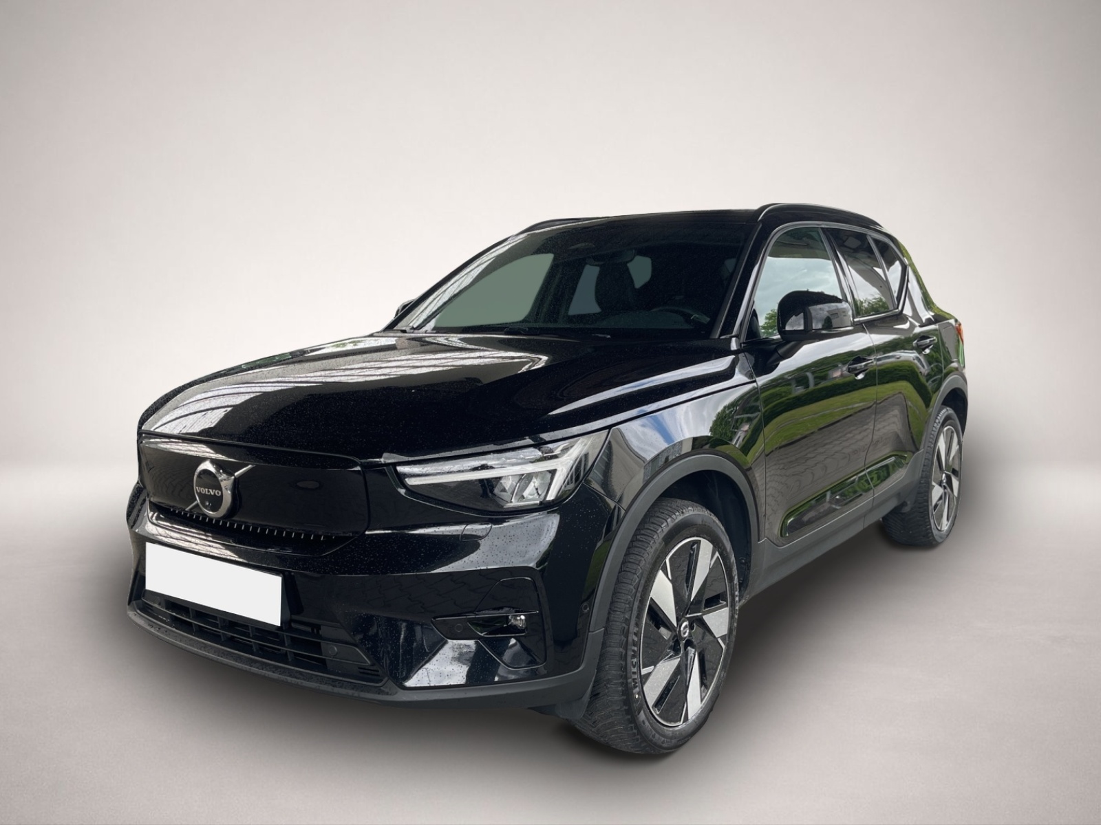 Volvo XC40 (11/2023, ELECTRIC)