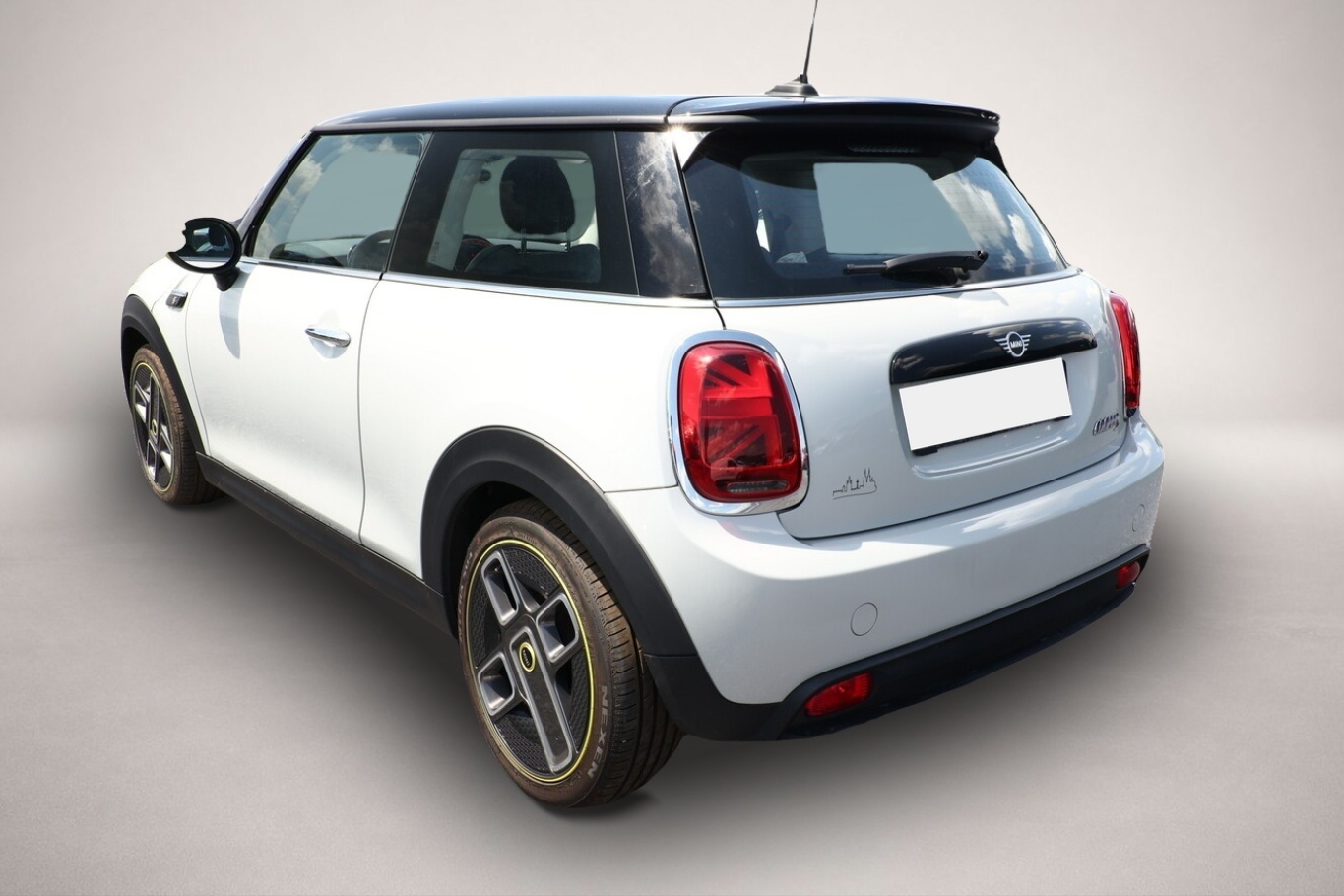 Mini Cooper SE (08/2021, ELECTRIC)
