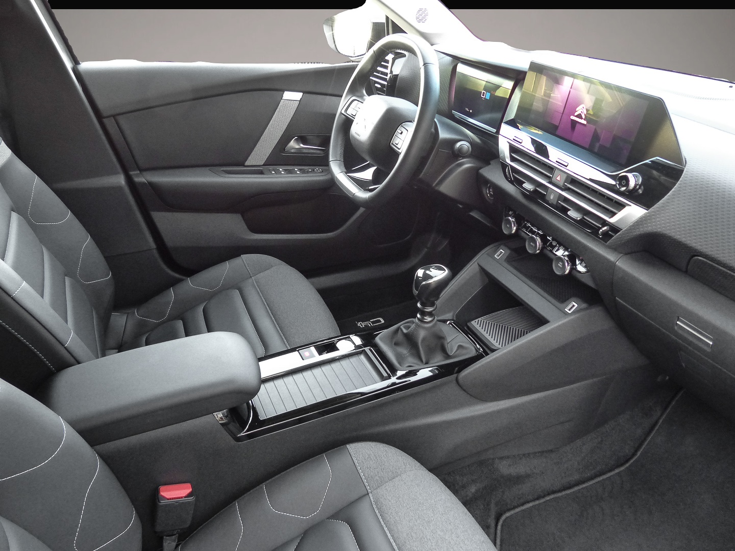 Citroen C4 (01/2024, Benzin)