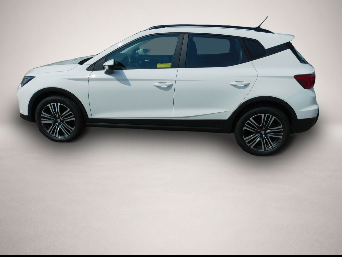 Seat Arona (04/2024, Benzin)