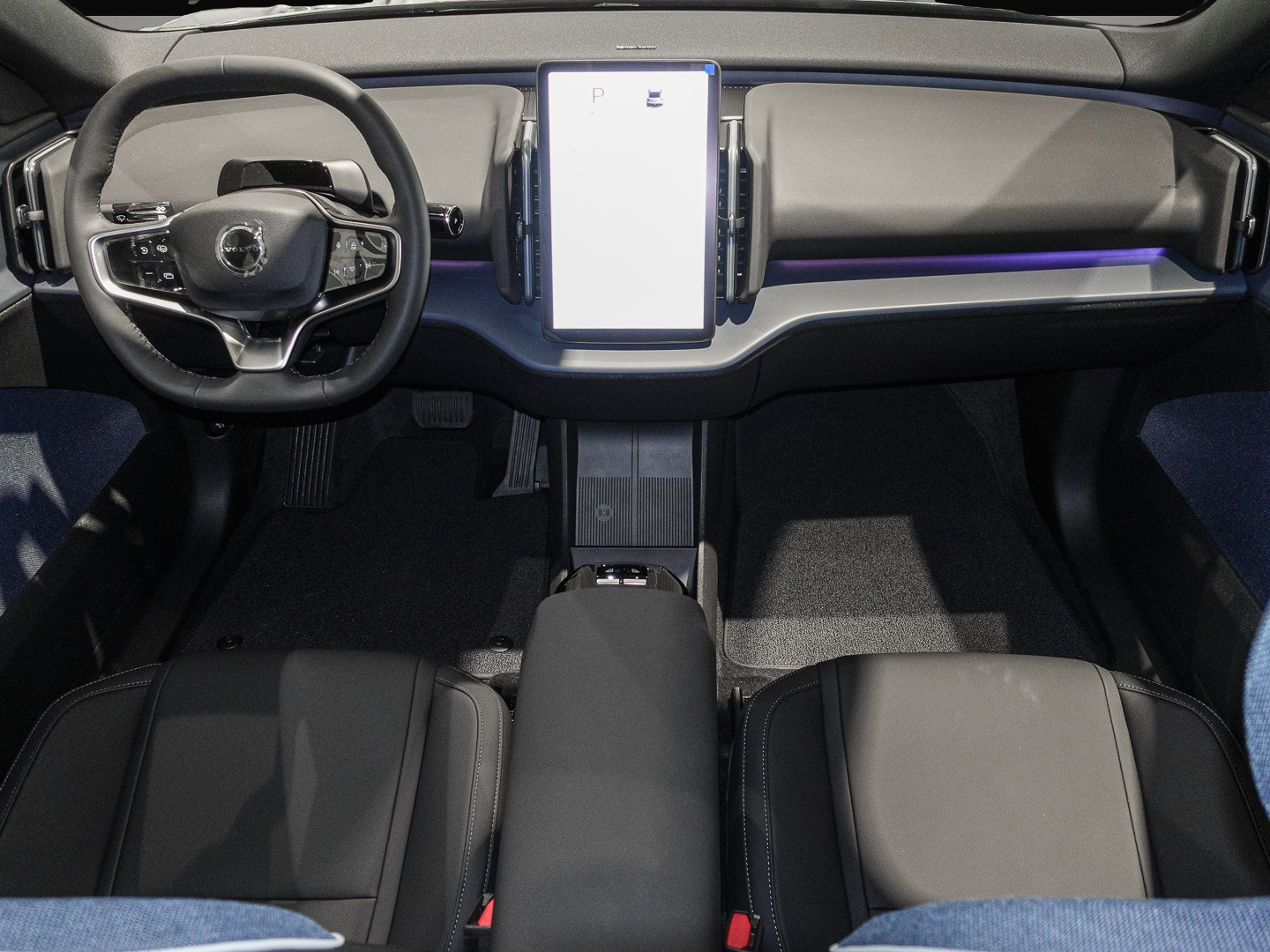 Volvo EX30 (06/2025, ELECTRIC)