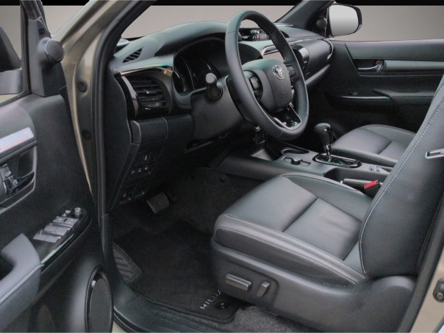 Toyota Hilux (, Diesel)