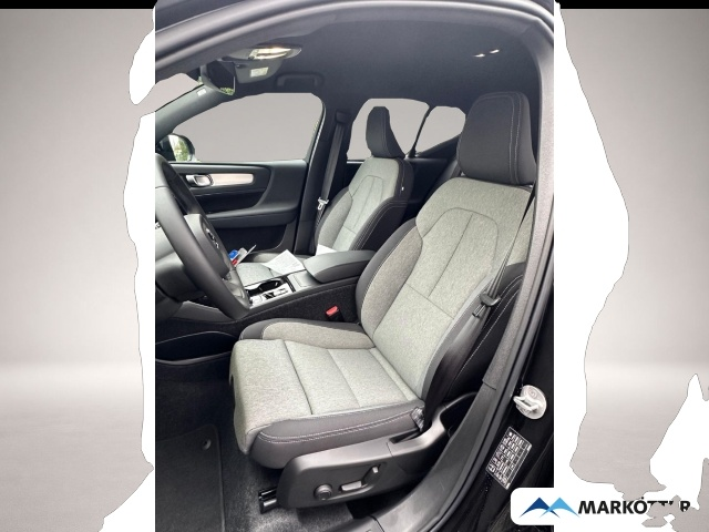 Volvo XC40 (01/2026, Benzin)