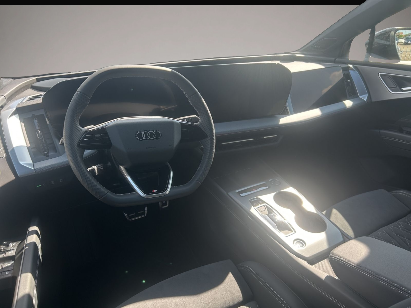 Audi Q4 e-tron (07/2026, ELECTRIC)