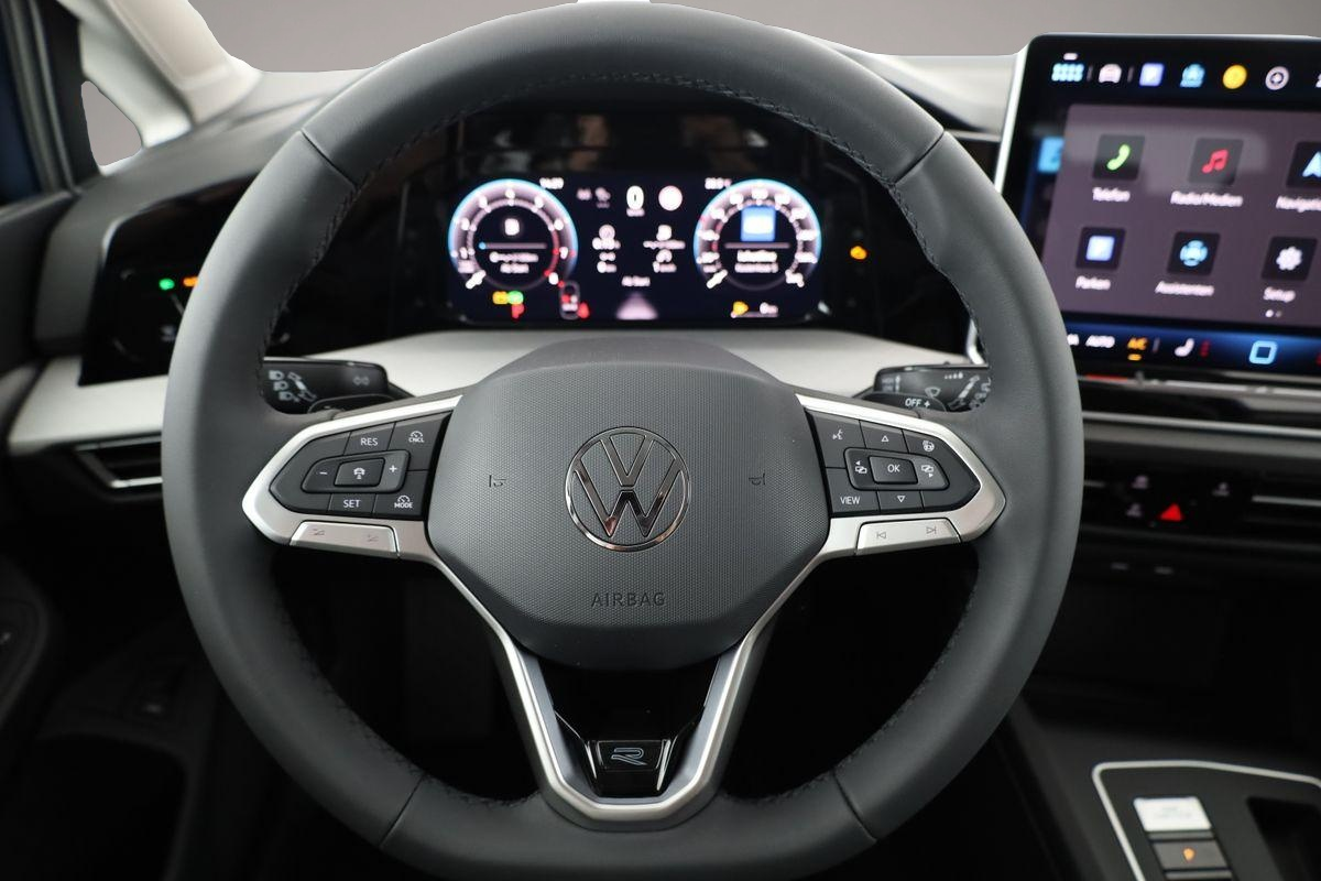 Volkswagen Golf (07/2026, Benzin)