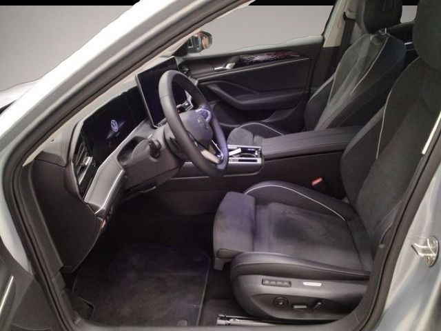 Volkswagen Passat Variant (08/2025, )