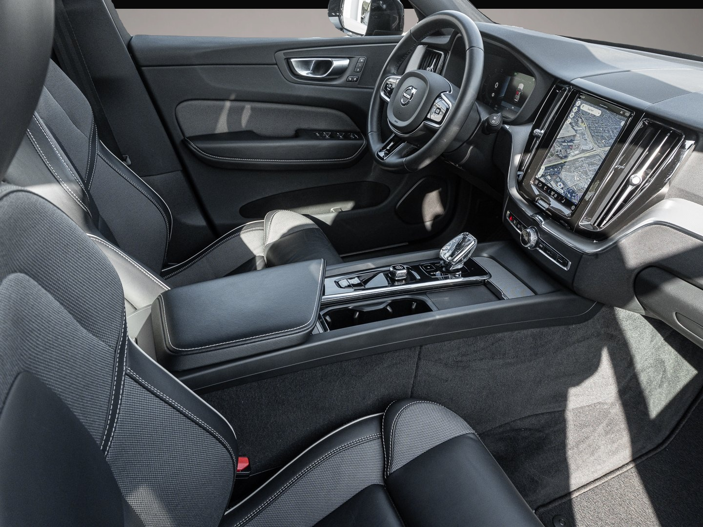 Volvo XC60 (01/2023, )
