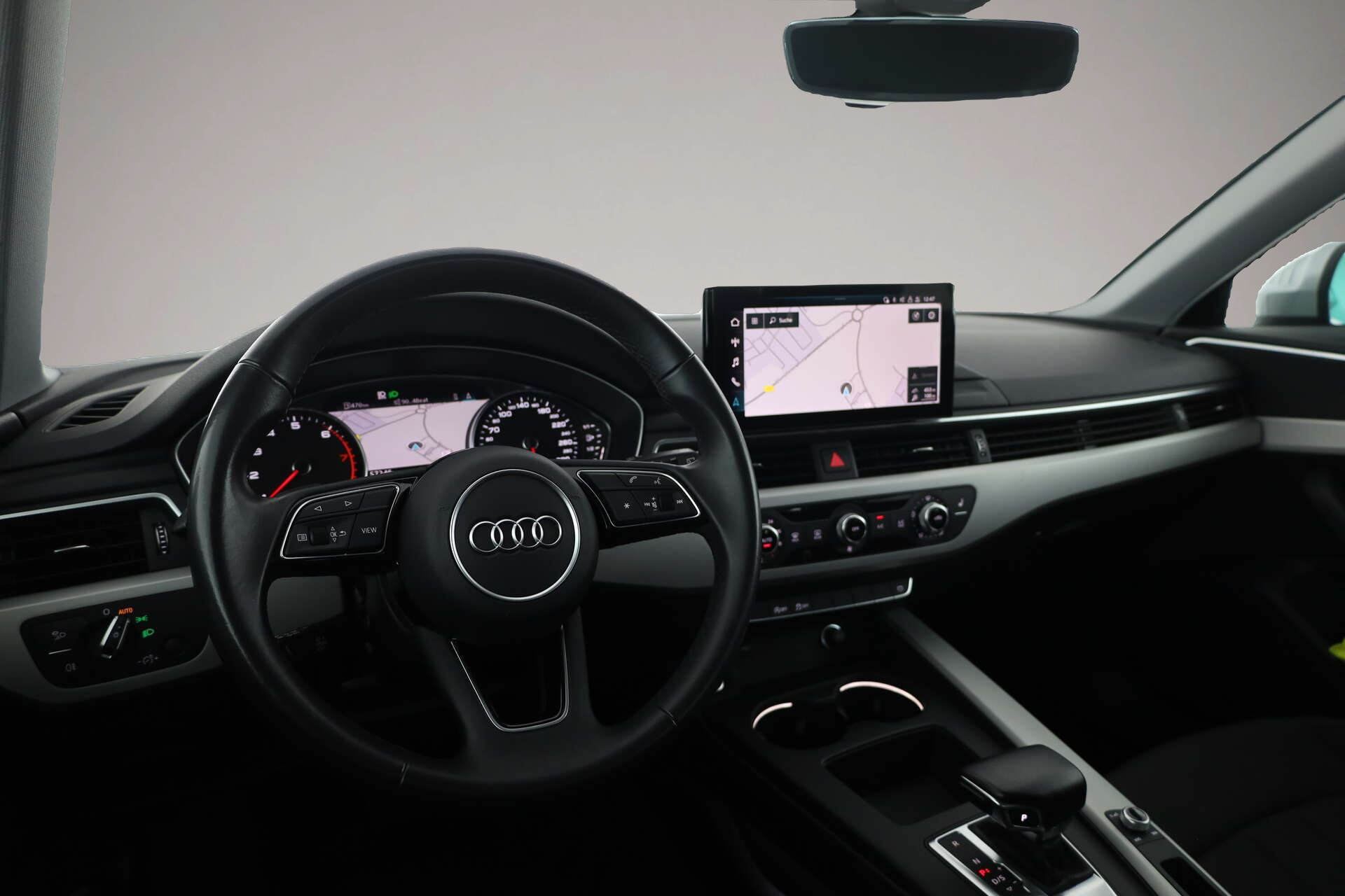 Audi A4 (07/2021, Benzin)