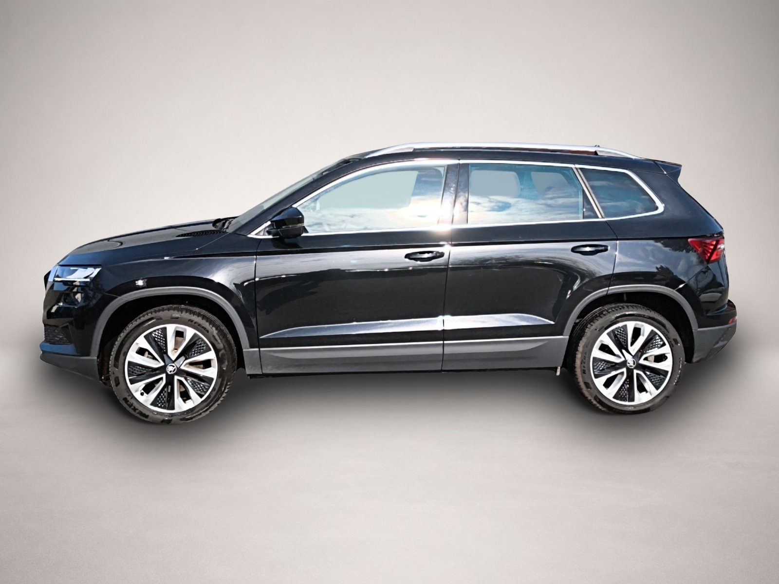 Skoda Karoq (11/2024, Benzin)