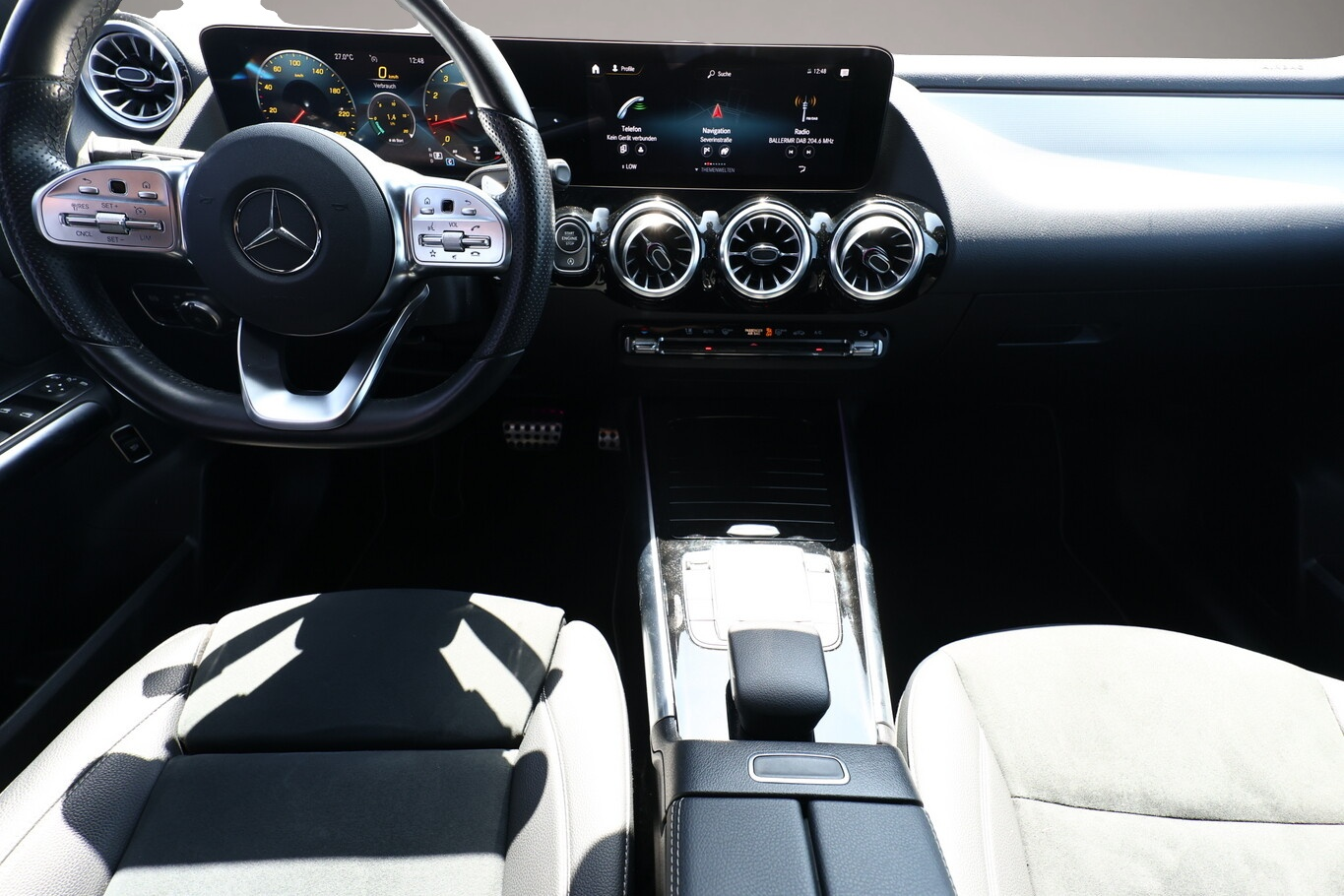 Mercedes-Benz B 200 (04/2022, )
