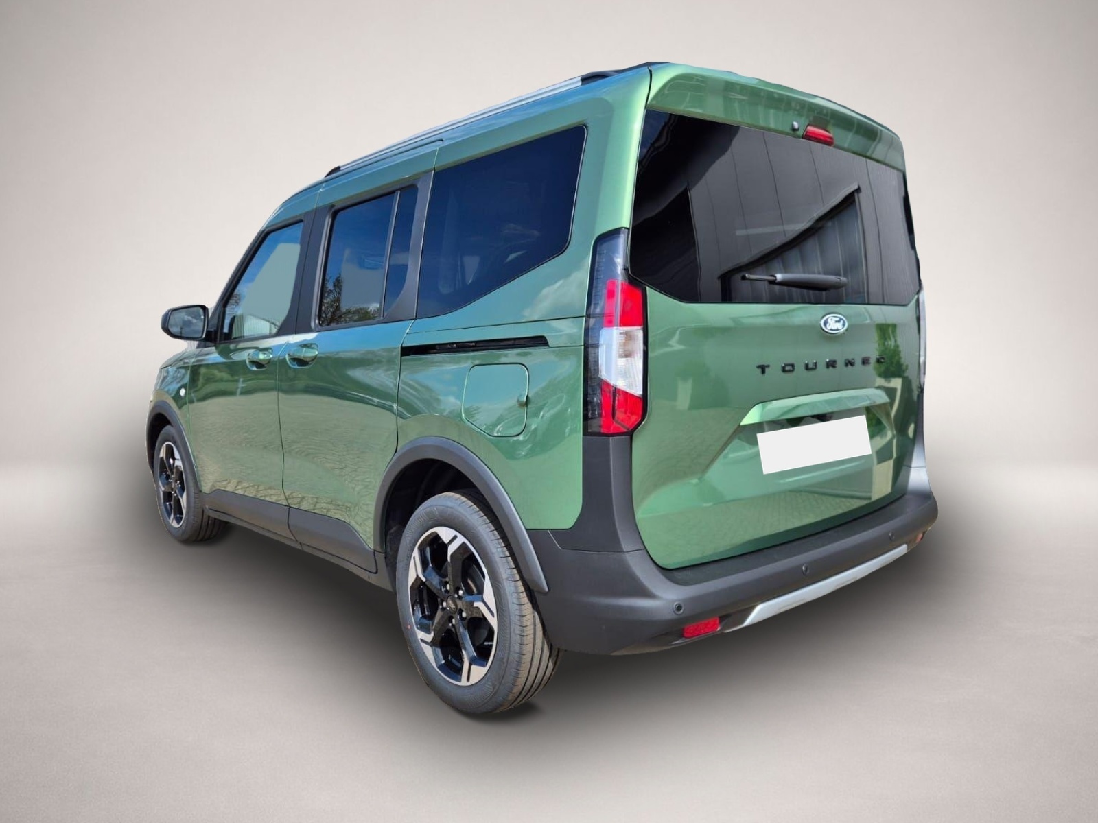 Ford Tourneo (03/2026, Benzin)