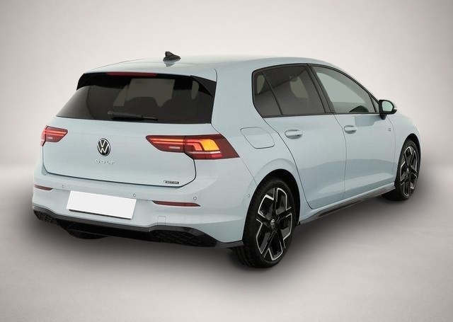 Volkswagen Golf (08/2026, Benzin)