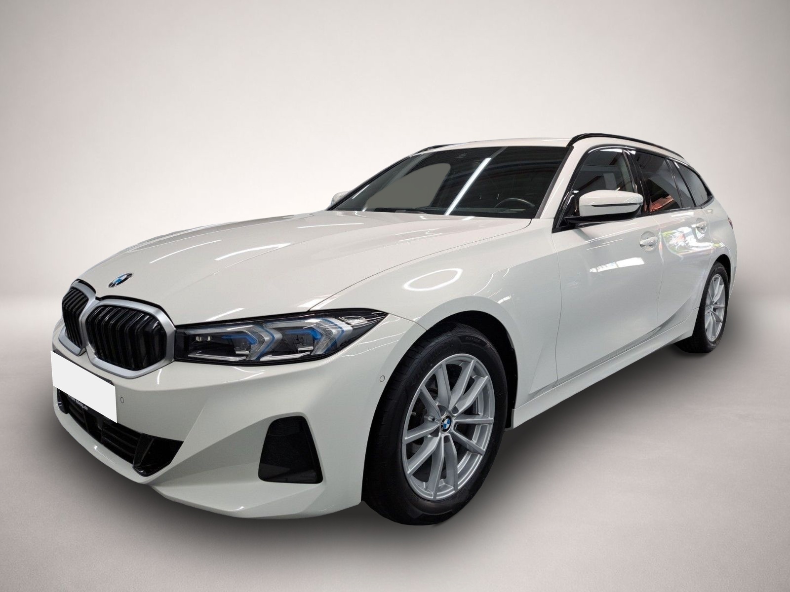 BMW 318 (09/2023, )