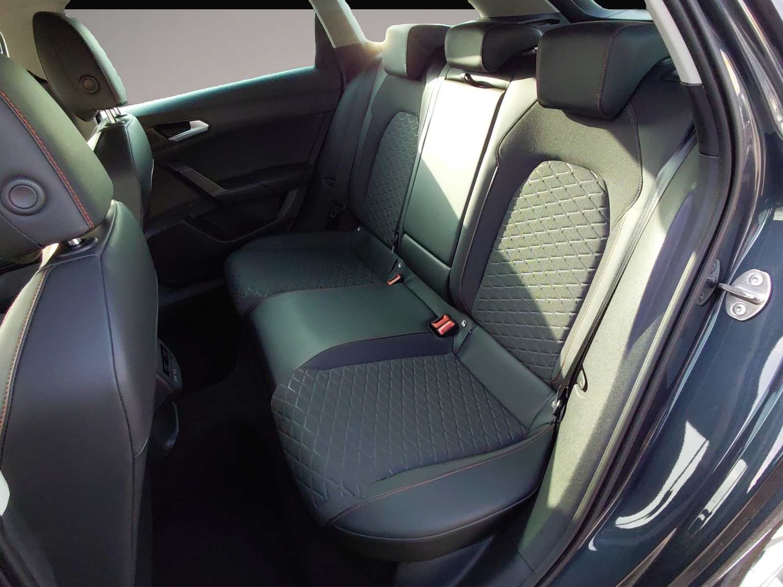 Seat Leon (06/2021, Benzin)