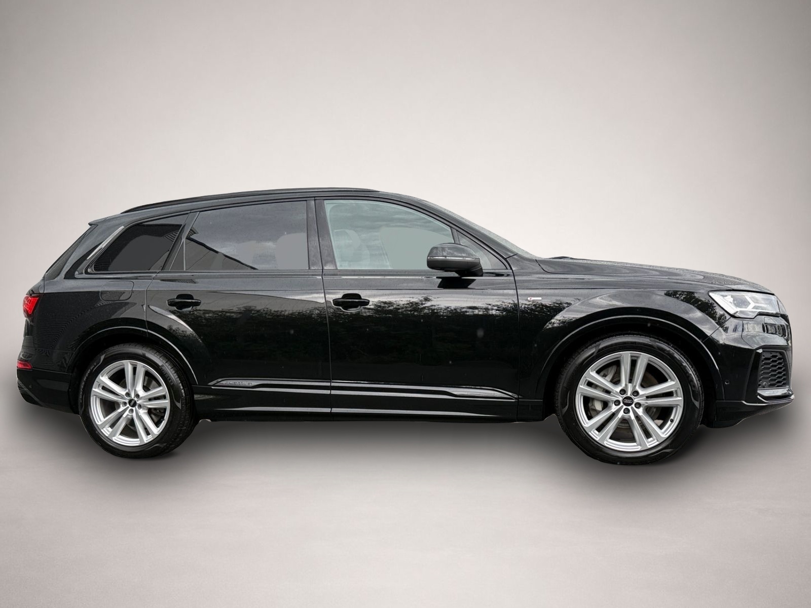 Audi Q7 (05/2022, Benzin)