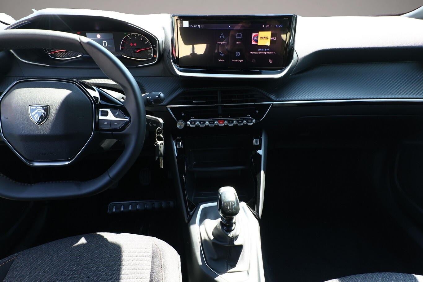 Peugeot 2008 (07/2026, Benzin)
