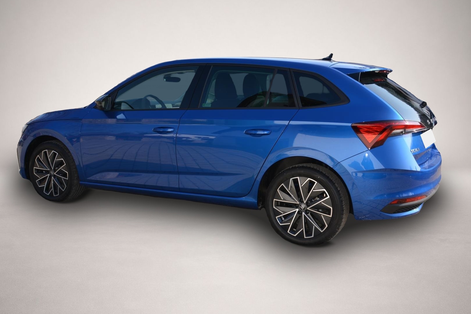Skoda Scala (, Benzin)