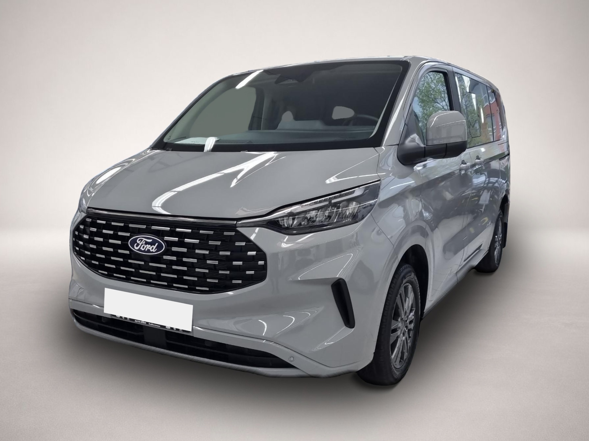 Ford Tourneo Custom (01/2026, Diesel)
