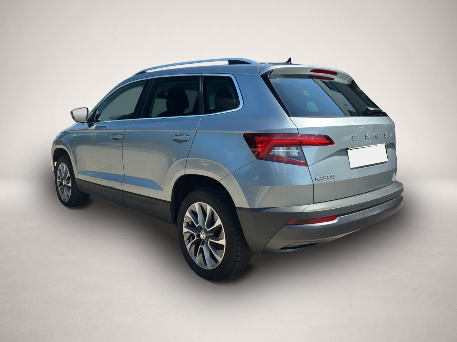 Skoda Karoq (03/2022, Benzin)