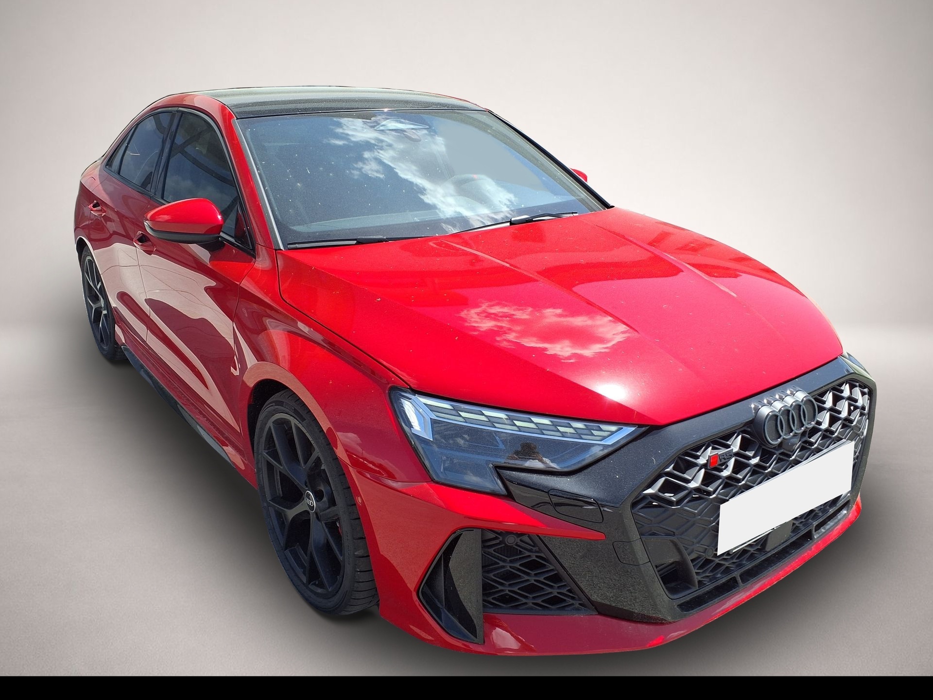 Audi RS3 (03/2026, Benzin)