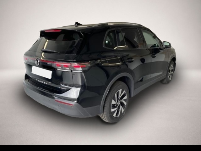 Volkswagen Tiguan, image 4 of 5