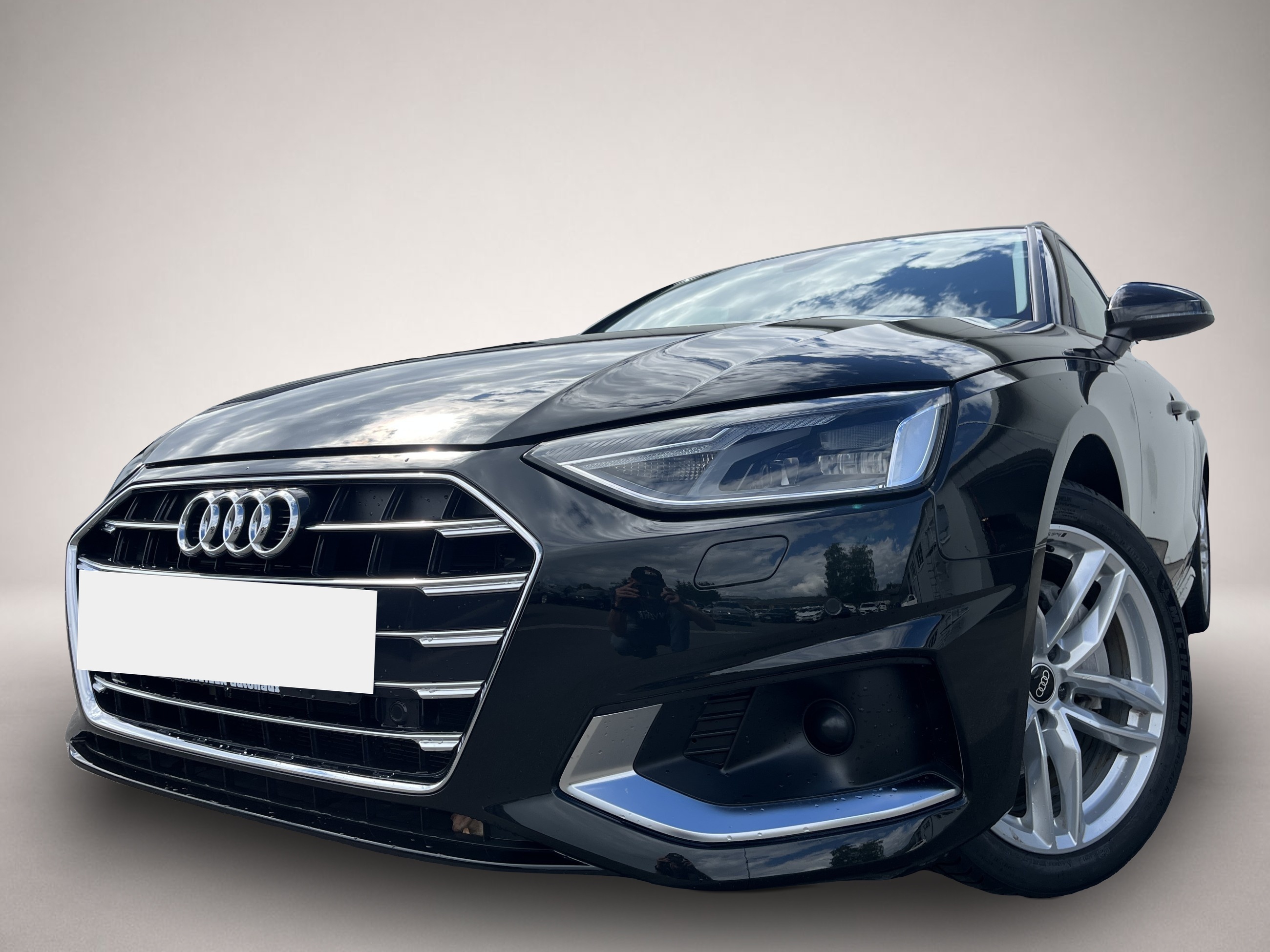 Audi A4 (12/2022, Diesel)