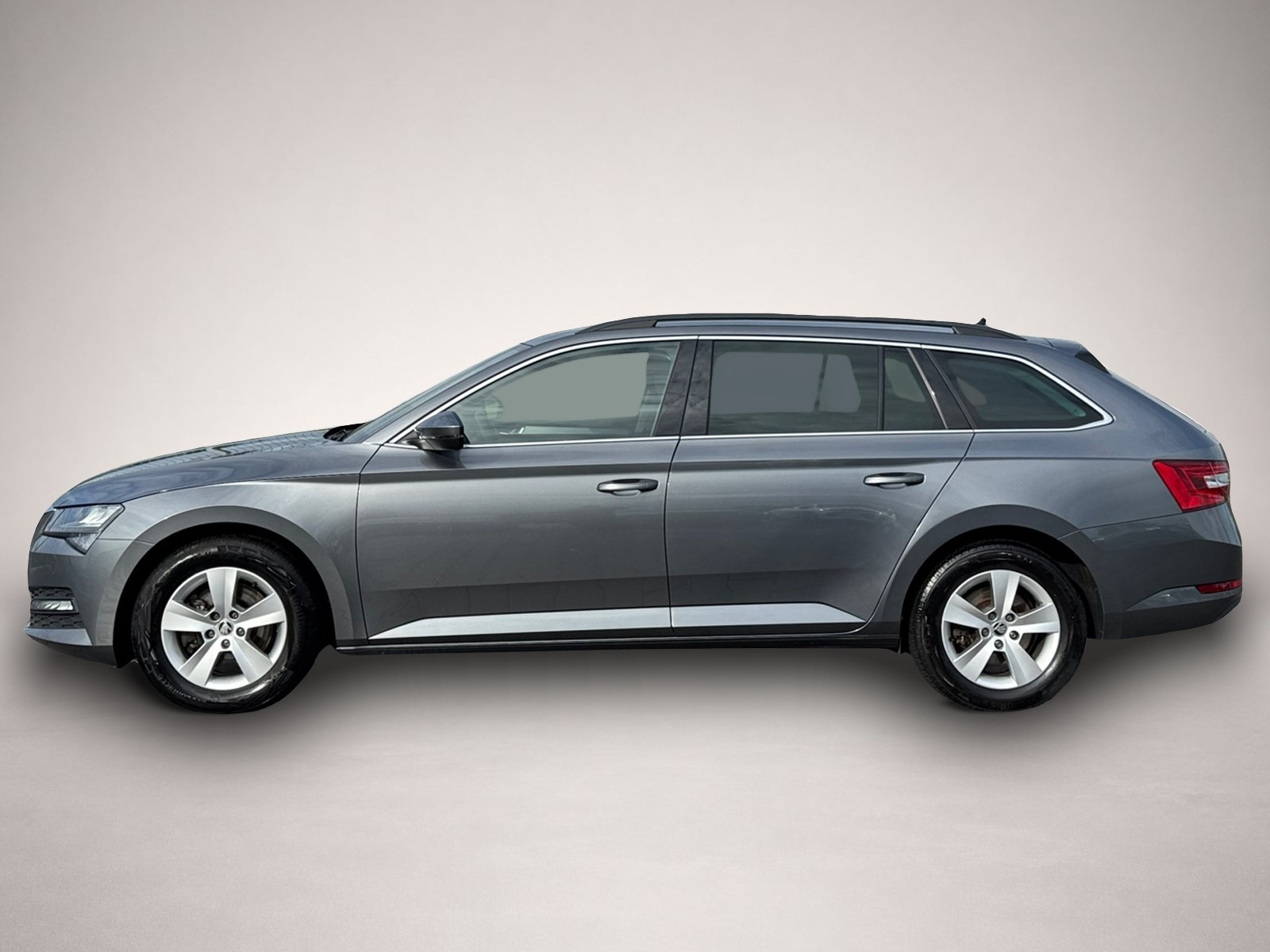 Skoda Superb (02/2023, Diesel)