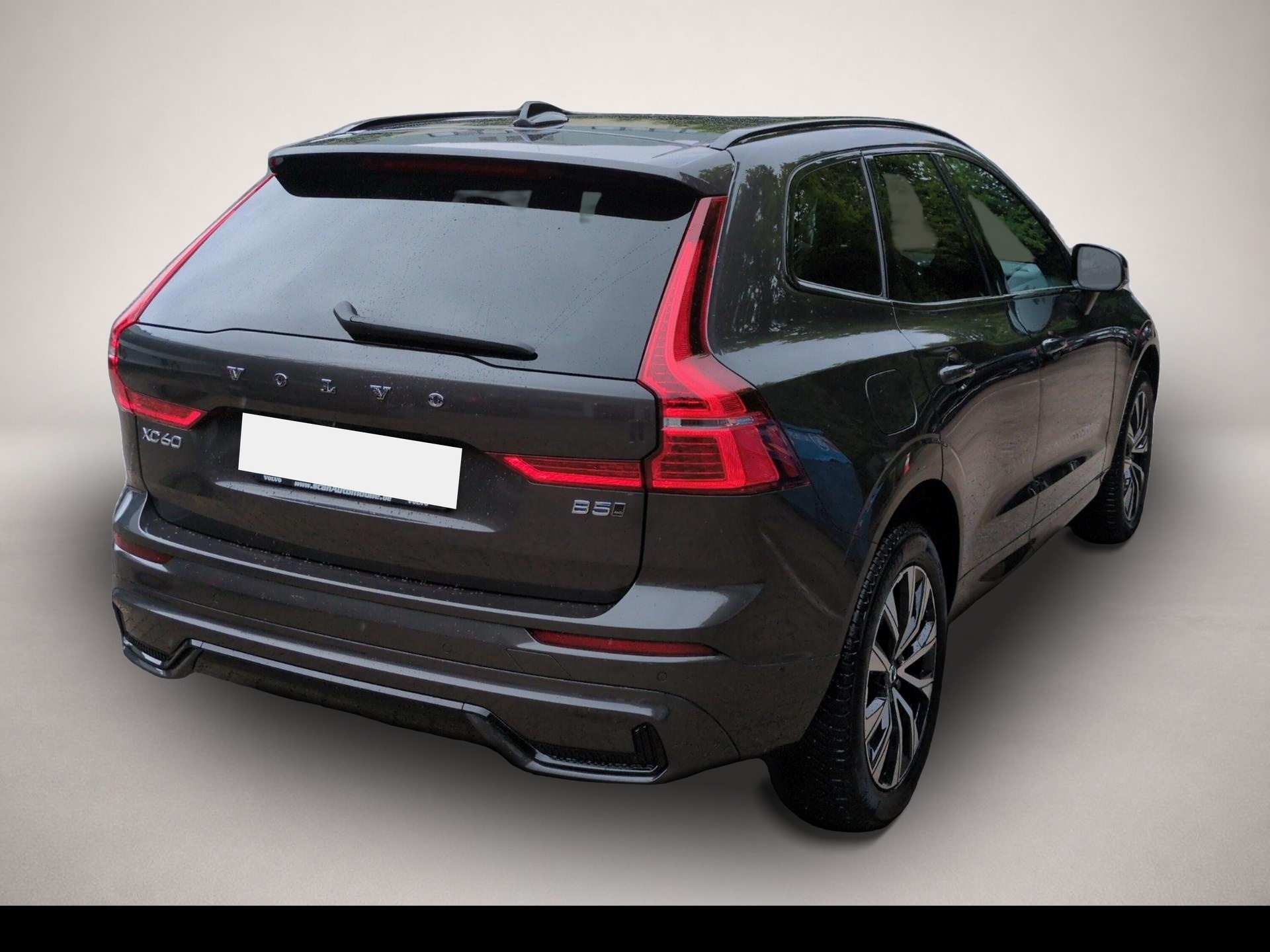 Volvo XC60 (02/2025, Benzin)