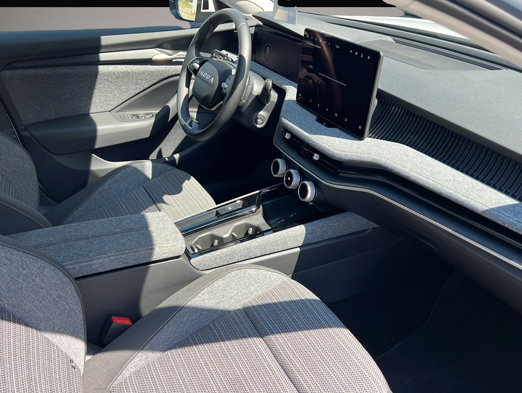 Skoda Superb (09/2025, Diesel)