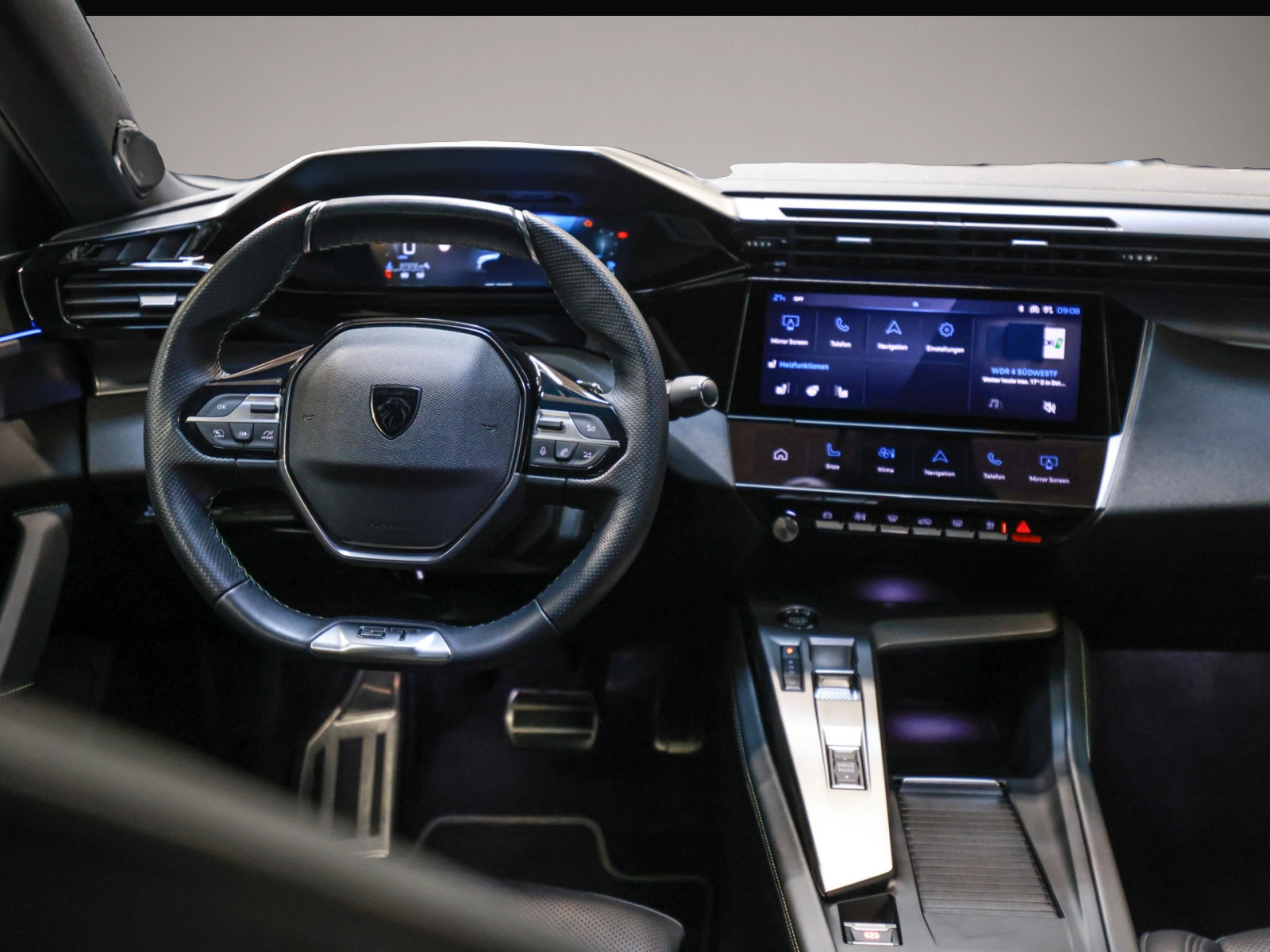 Peugeot 408 (01/2024, Benzin)