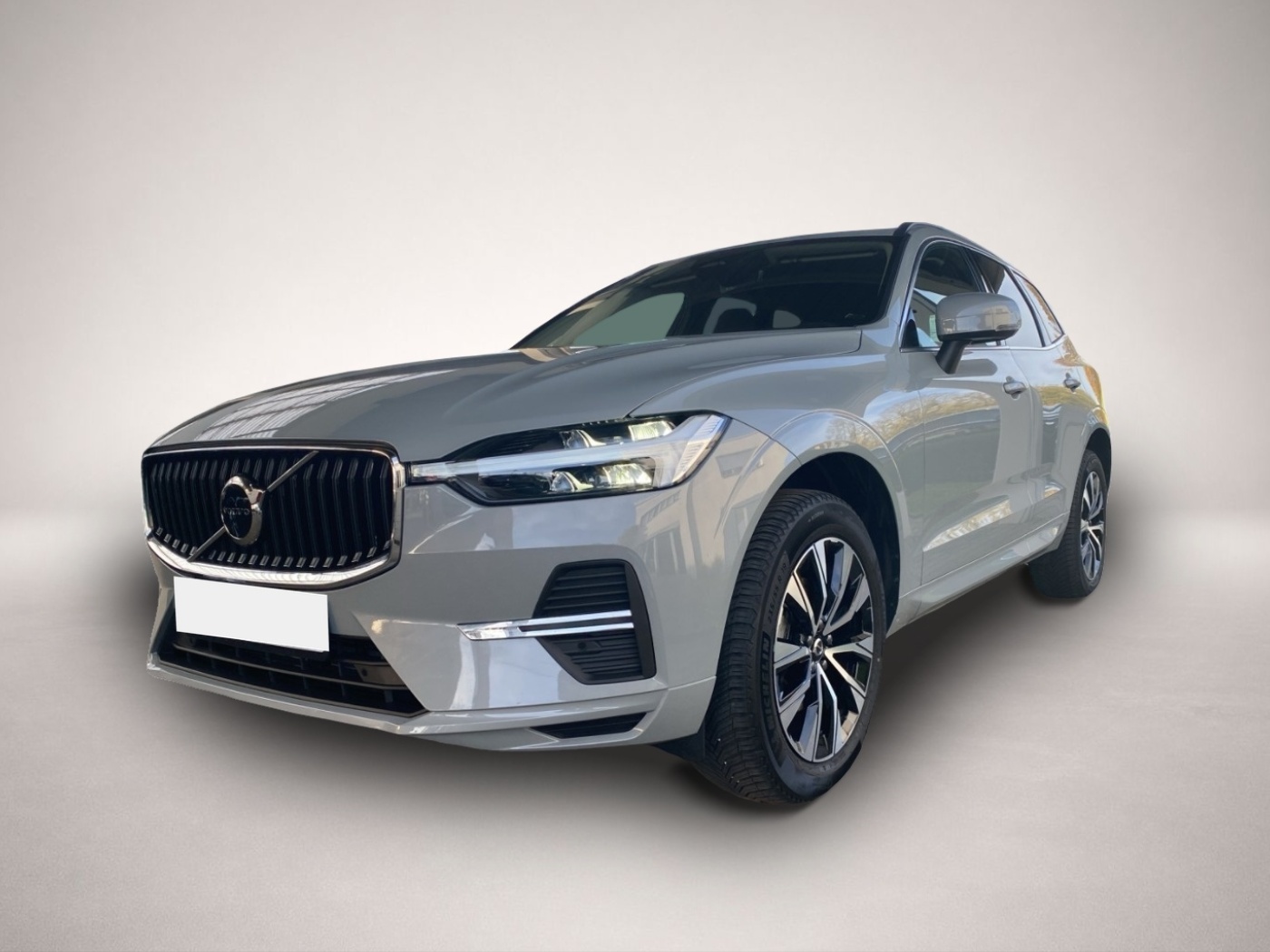 Volvo XC60 (10/2024, Benzin)