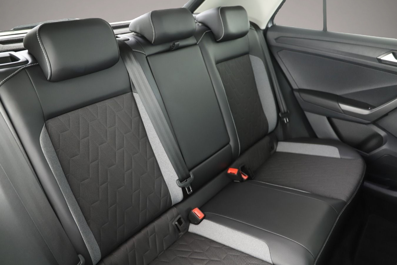 Volkswagen T-Roc (07/2025, )