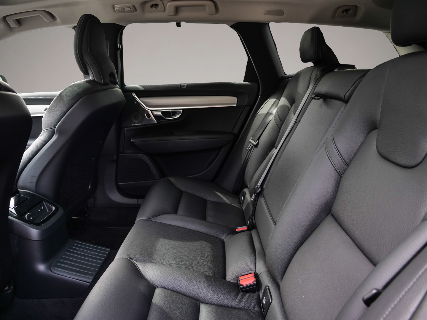 Volvo V90 (10/2024, Hybrid (Benzin/Elektro))