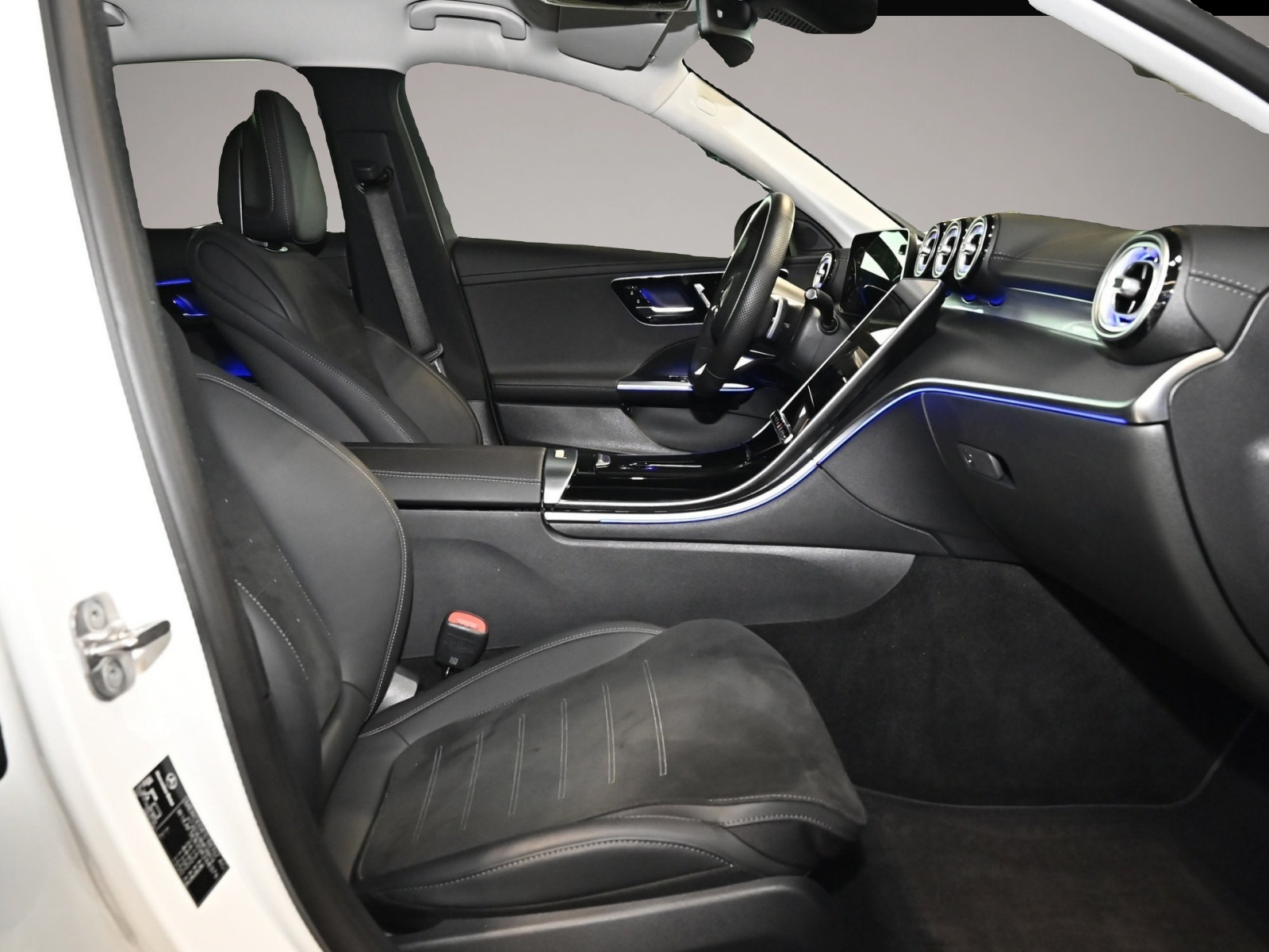 Mercedes-Benz C 300 (02/2025, Hybrid (Benzin/Elektro))
