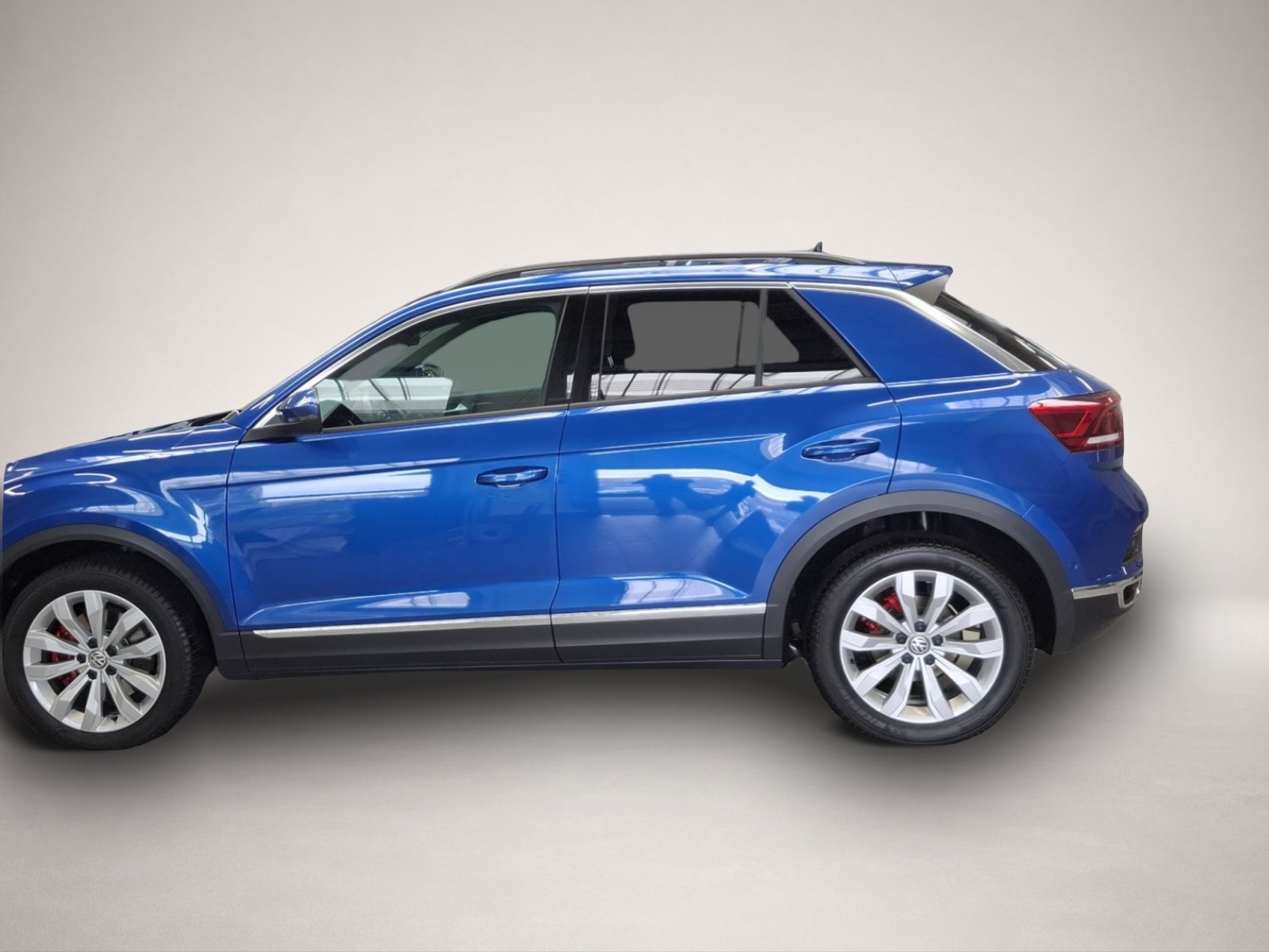 Volkswagen T-Roc (04/2020, Benzin)