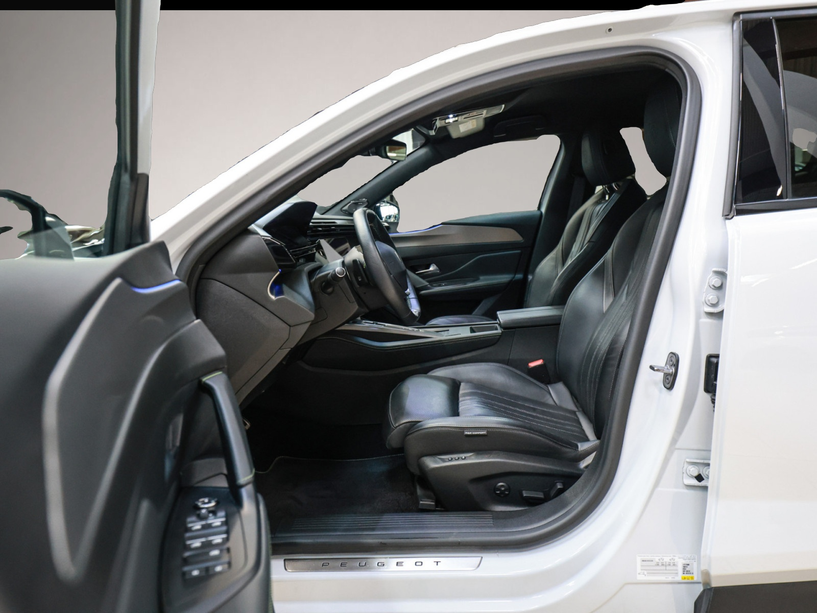 Peugeot 408 (01/2024, Benzin)