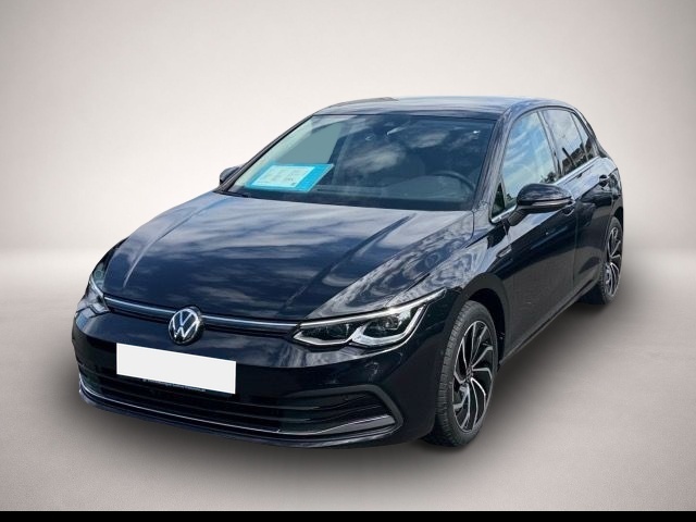 Volkswagen Golf (03/2021, Benzin)