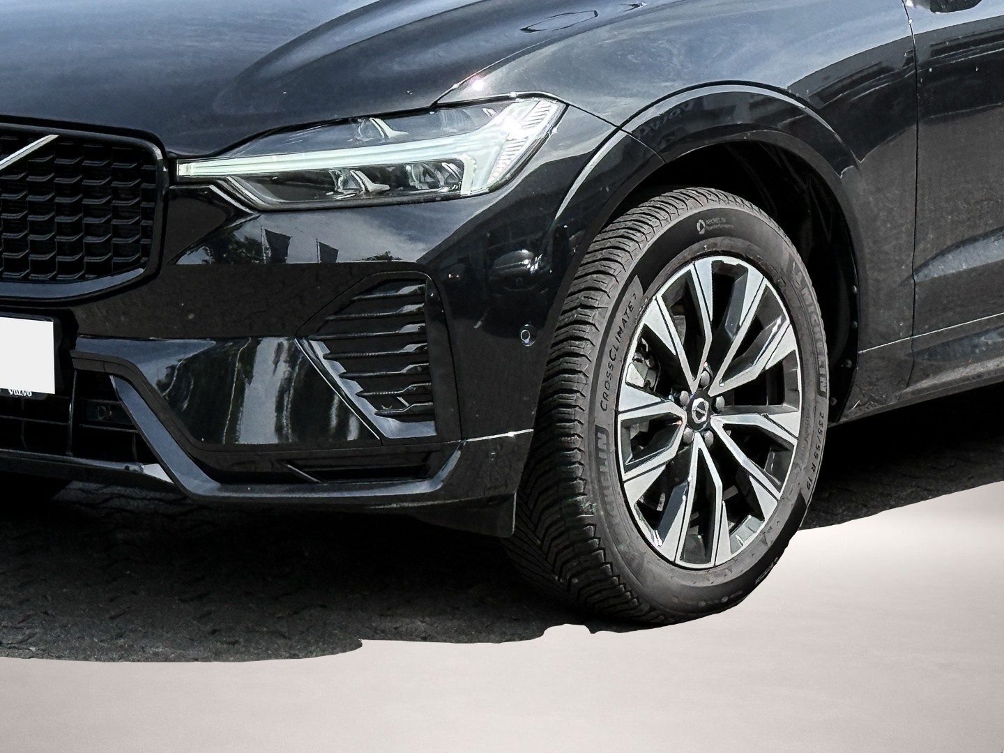 Volvo XC60 (03/2024, Benzin)
