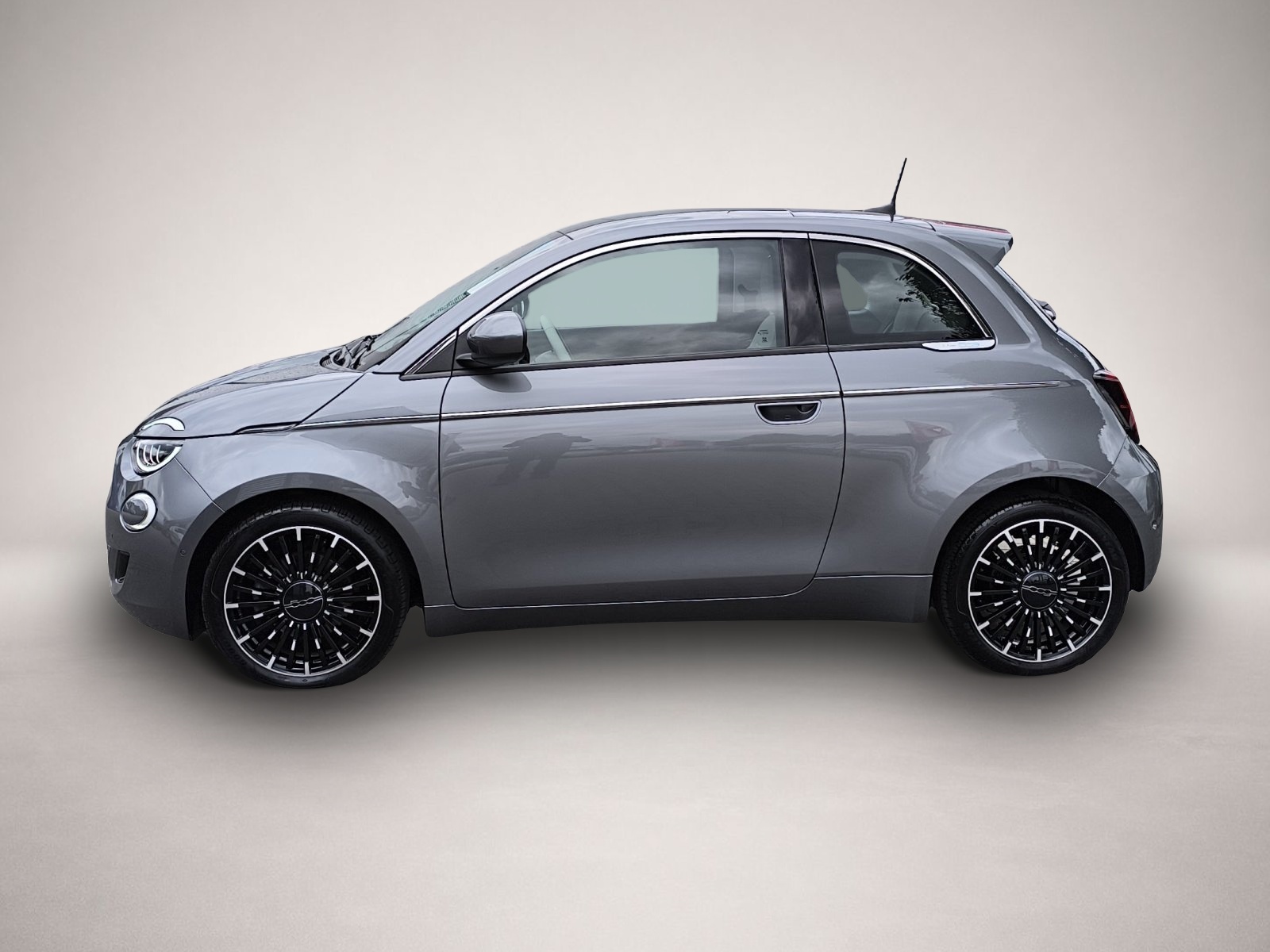 Fiat 500e (10/2021, ELECTRIC)