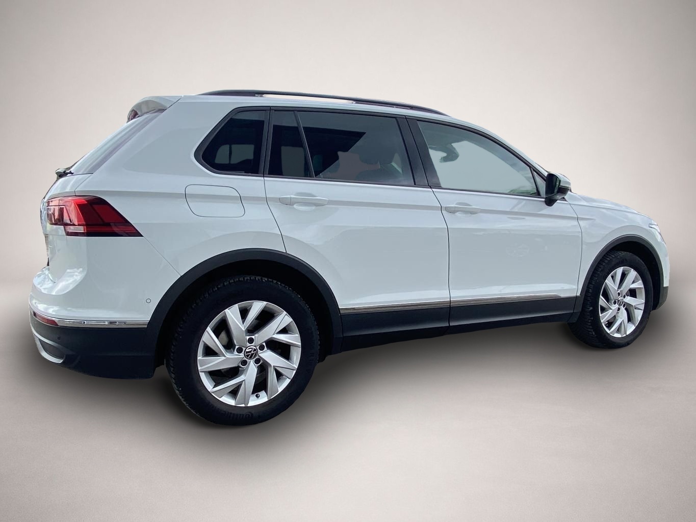 Volkswagen Tiguan (03/2022, )
