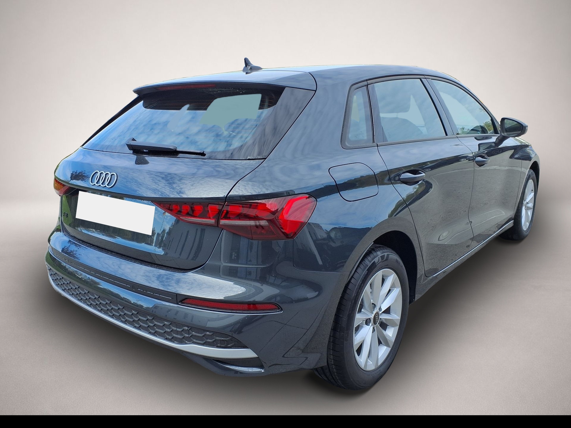 Audi A3, image 3 of 4