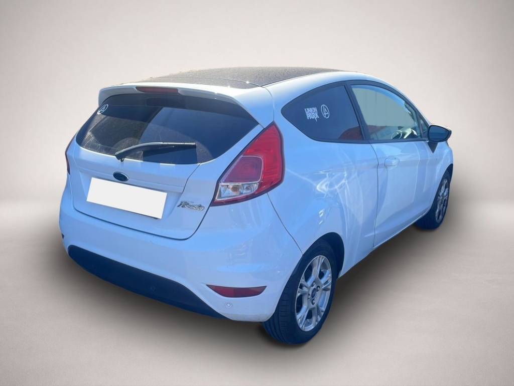 Ford Fiesta (10/2014, )