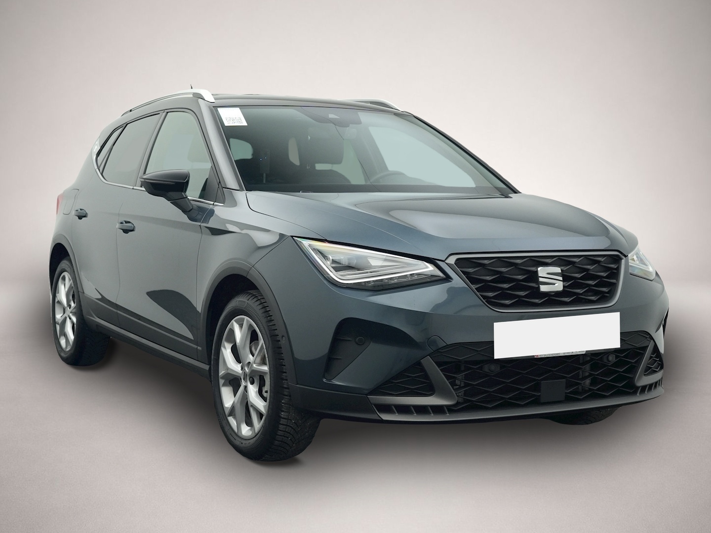 Seat Arona (01/2025, Benzin)