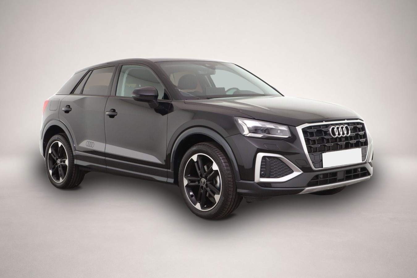 Audi Q2 (09/2025, Benzin)