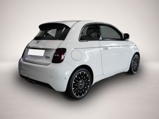 Fiat 500e (11/2025, ELECTRIC)