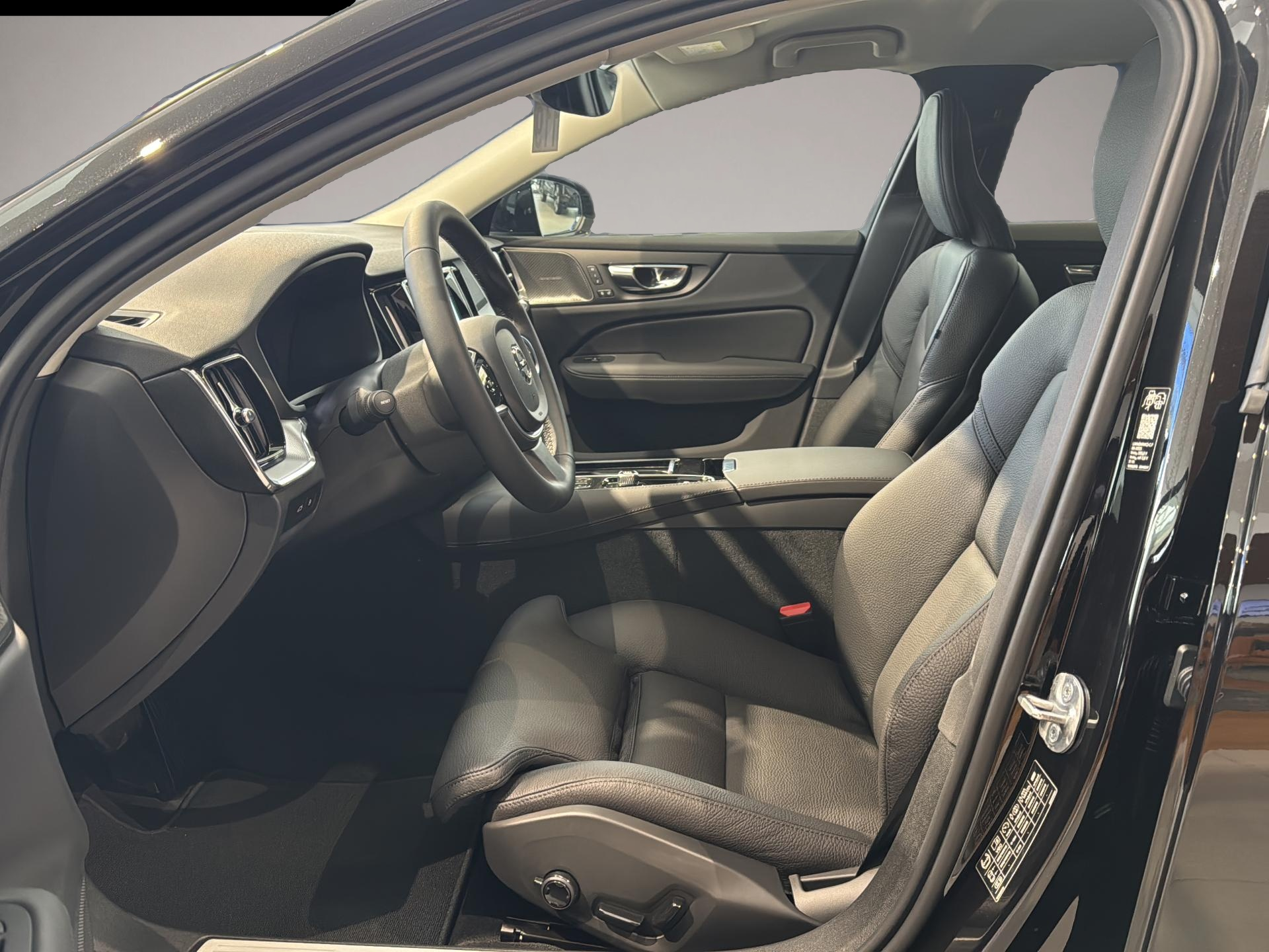 Volvo V60 (08/2025, Hybrid (Benzin/Elektro))