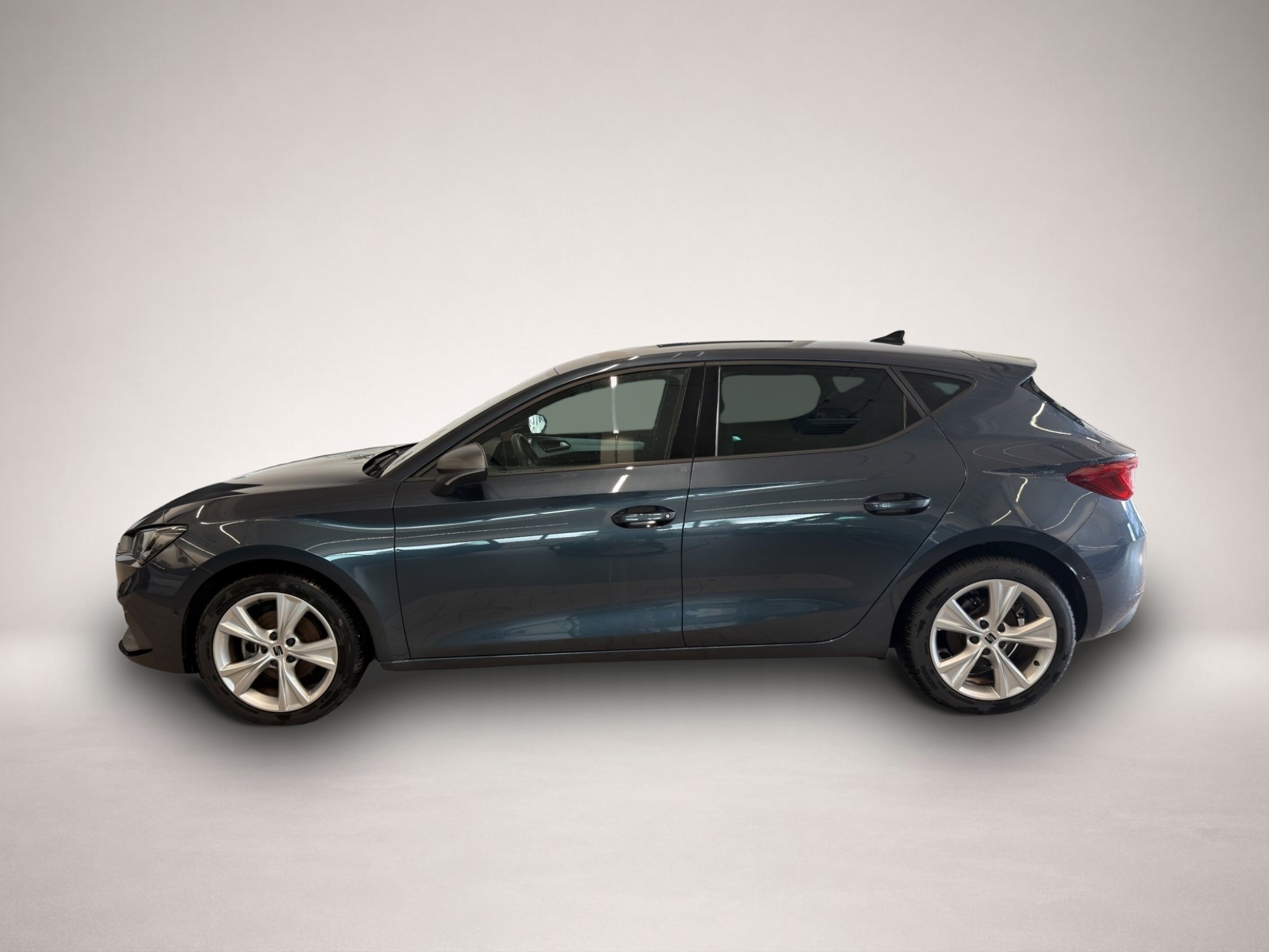 Seat Leon (08/2025, Benzin)