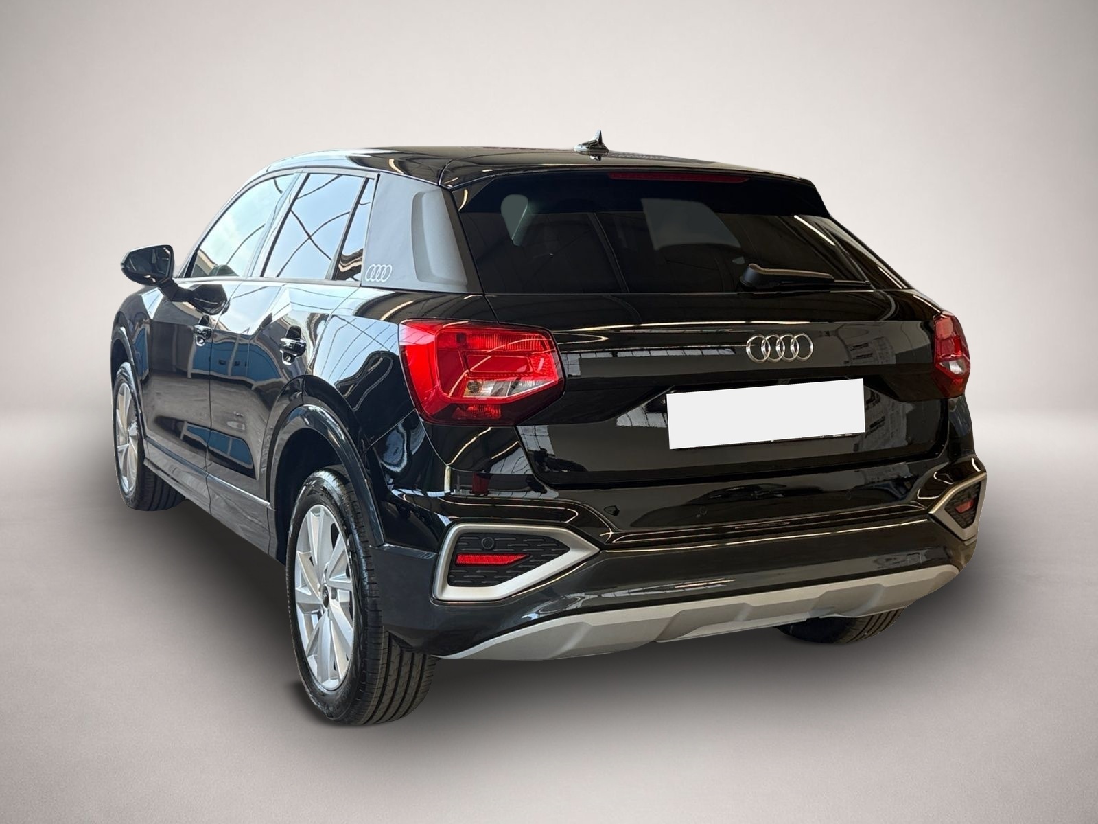 Audi Q2 (09/2025, Benzin)